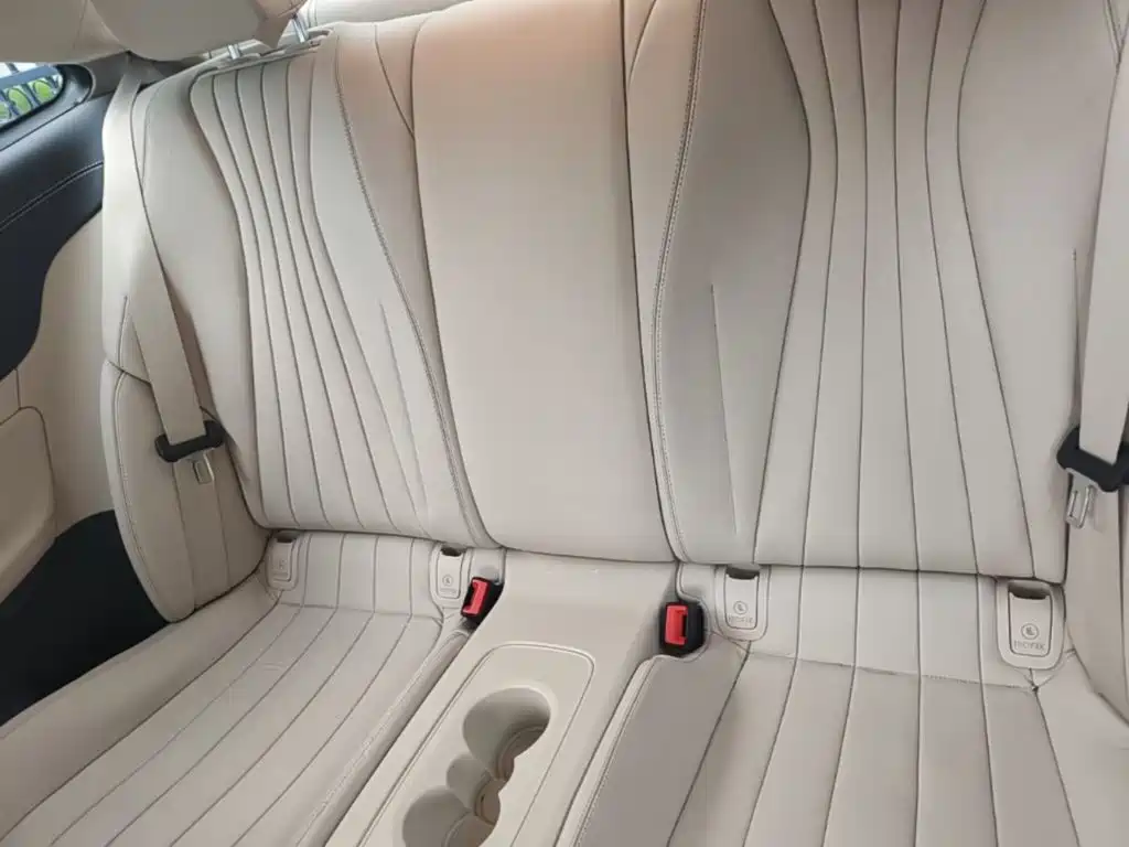 Mercedes-Benz E-Class (Import) — миниатюра 22