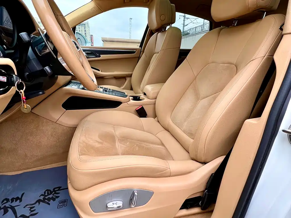 Porsche Macan 2016 Macan 2.0T