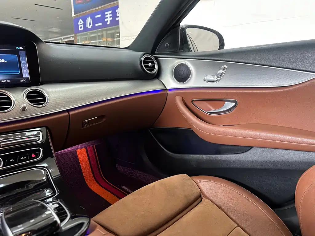 MERCEDES-BENZ E CLASS