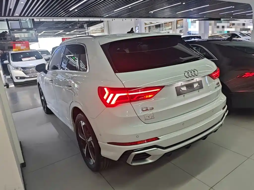 Audi Q3 — миниатюра 5