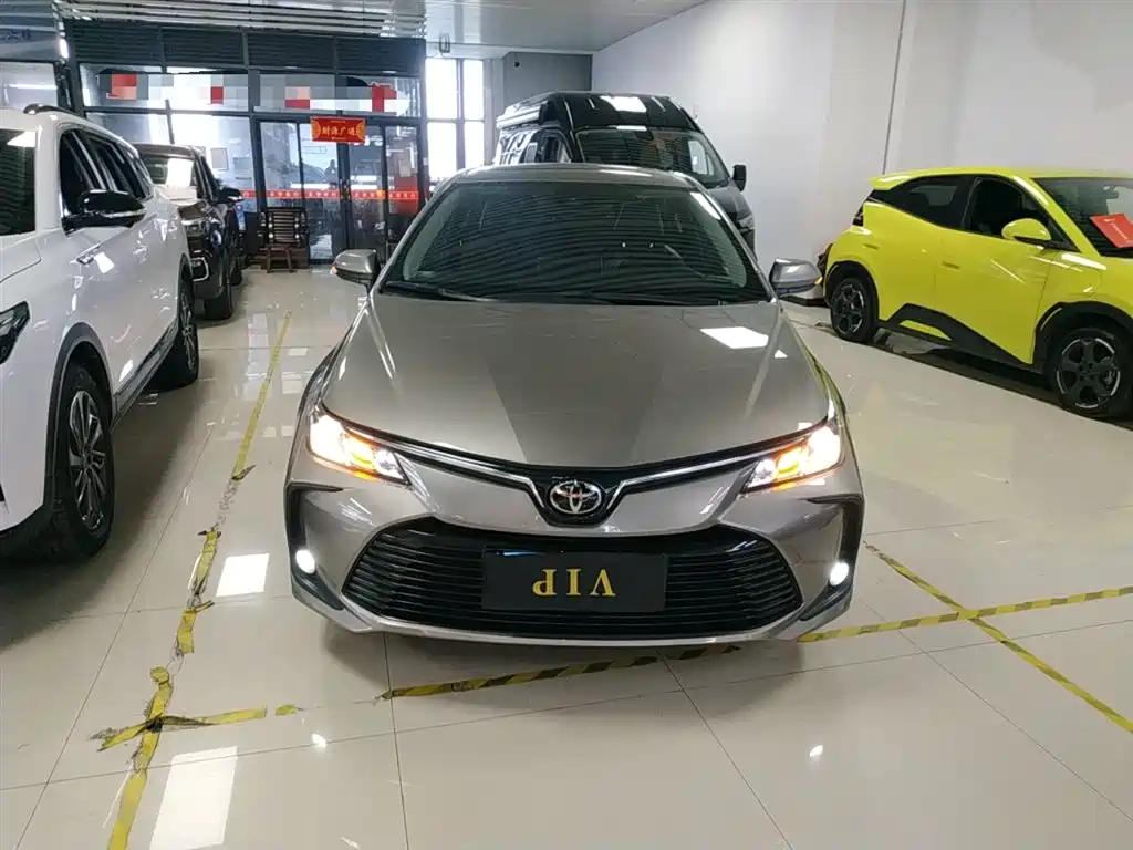 TOYOTA COROLLA