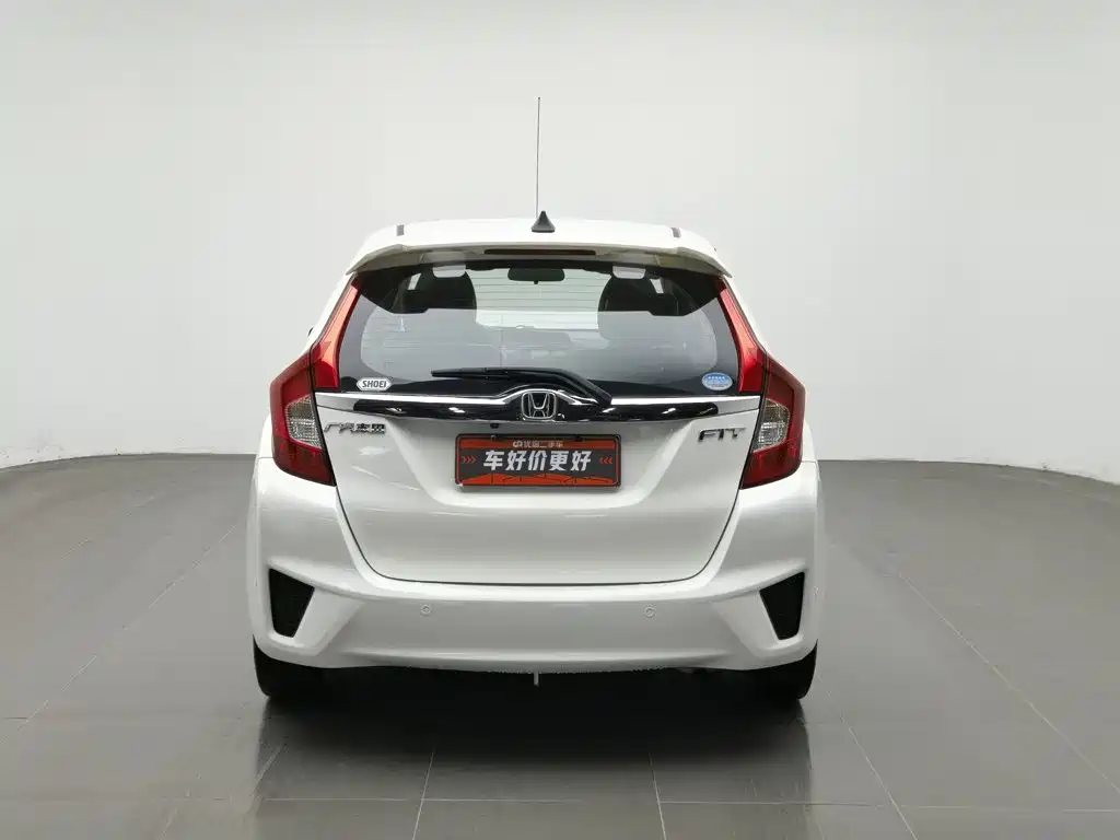 Honda Fit — миниатюра 4