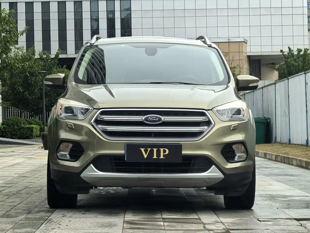 Ford Kuga — миниатюра 2