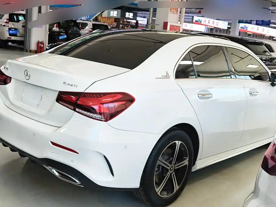 Mercedes-Benz A-Class — миниатюра 3