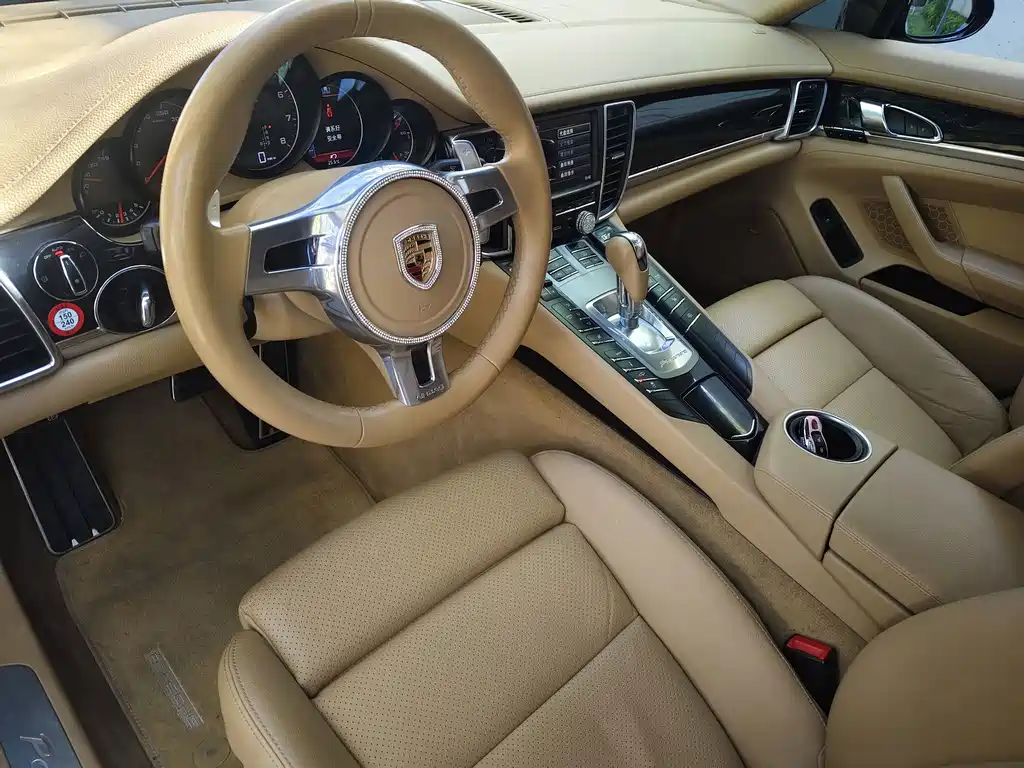 Porsche Panamera — миниатюра 4