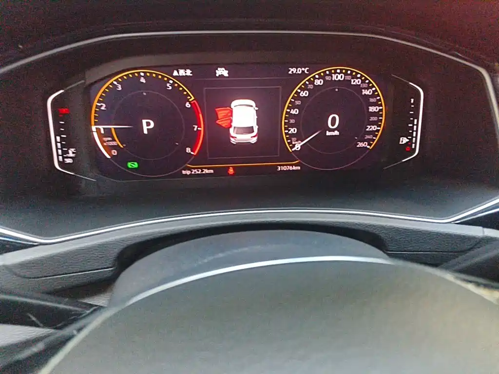 Volkswagen T-Roc — миниатюра 5