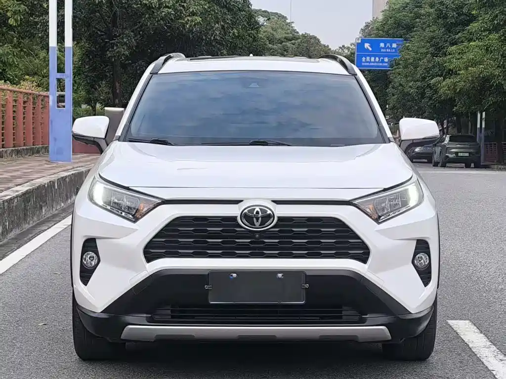 TOYOTA RAV4 RONGFANG