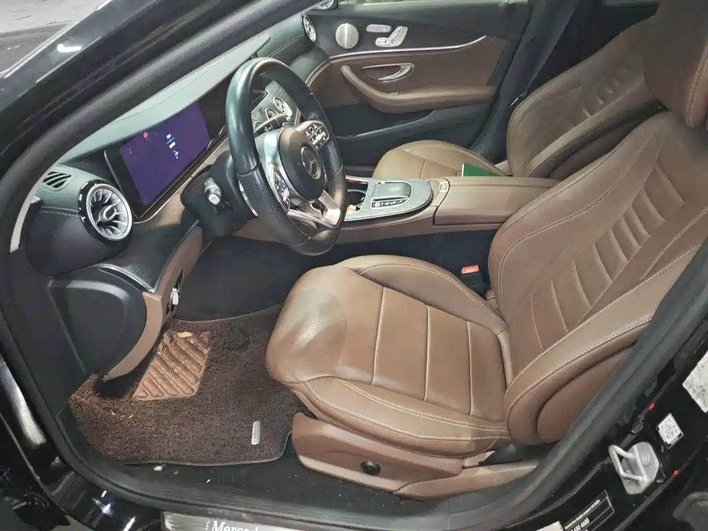 Mercedes-Benz E-Class — миниатюра 8