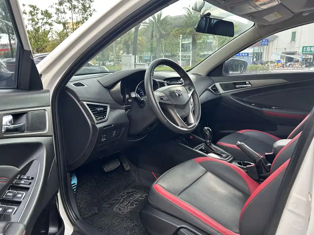 Changan Eado XT — миниатюра 4