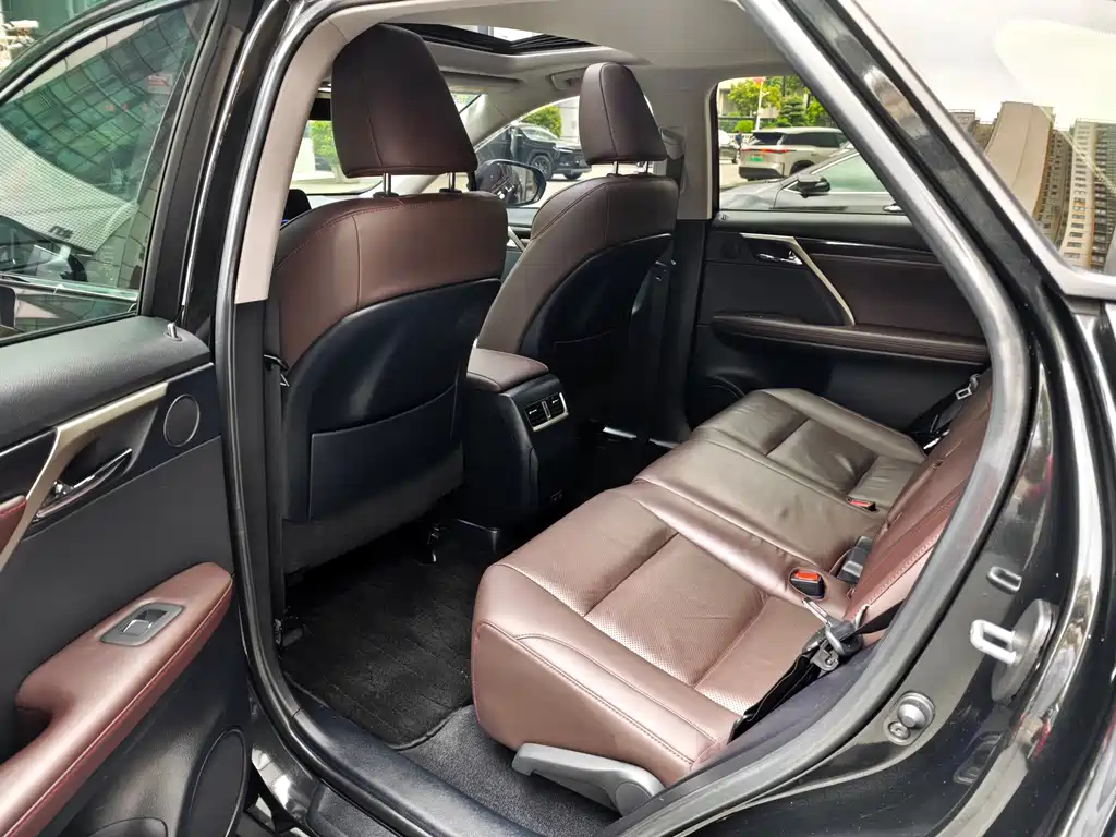Lexus RX — миниатюра 14