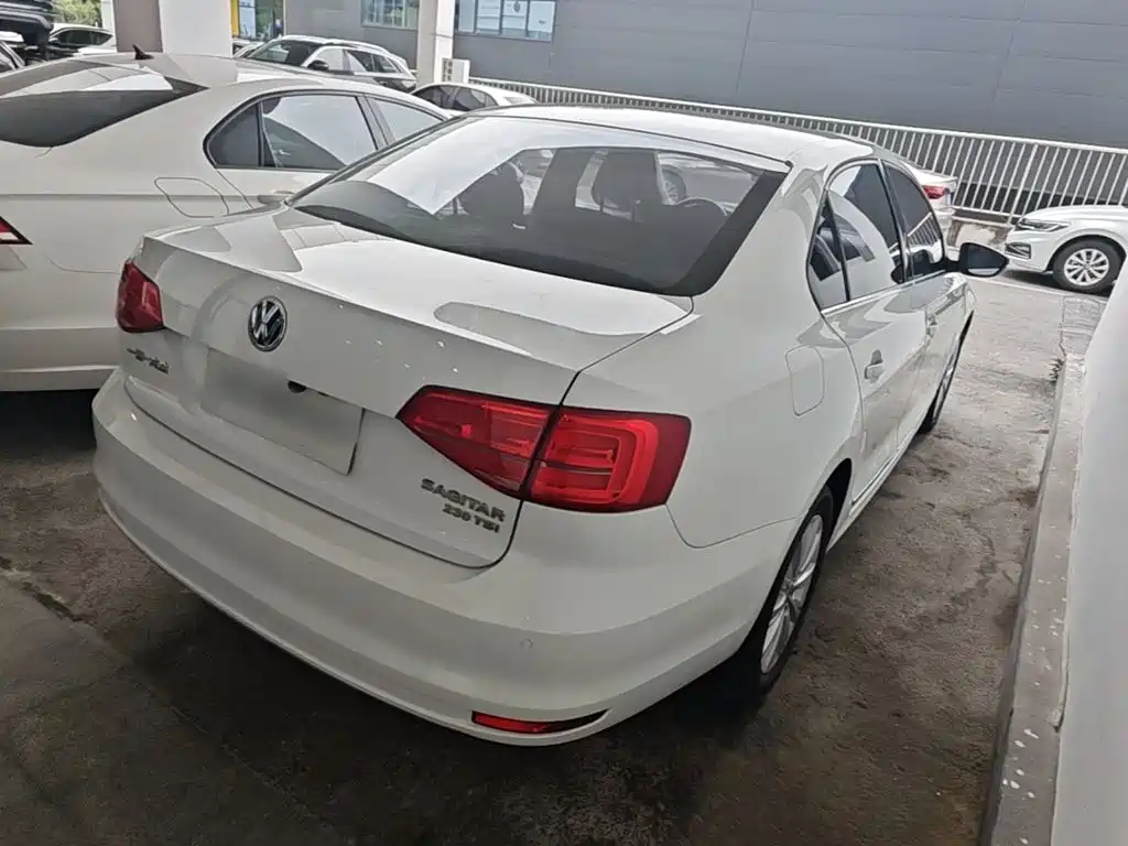 Volkswagen Sagitar — миниатюра 7