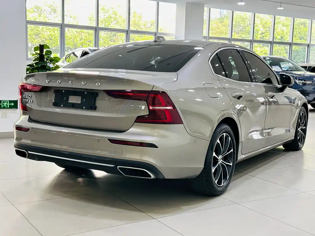 Volvo S60 2020 T4 Luxury