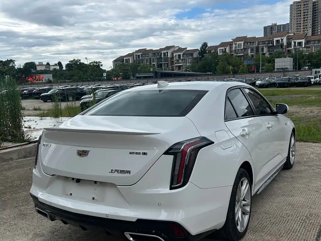 Cadillac CT4 — миниатюра 9