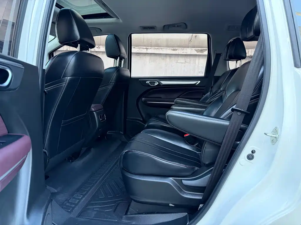 GAC Motor Trumpchi M6 — миниатюра 5