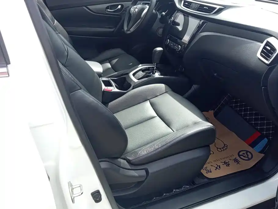 Nissan X-Trail — миниатюра 8