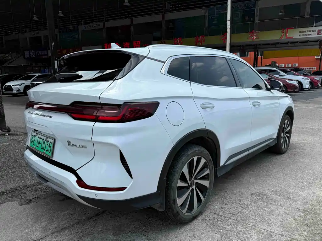 BYD PLUS New Energy — миниатюра 7