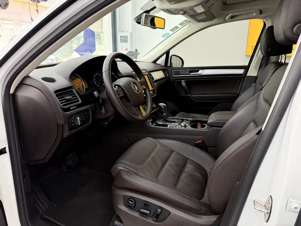Volkswagen Touareg 2016 3.0TSI