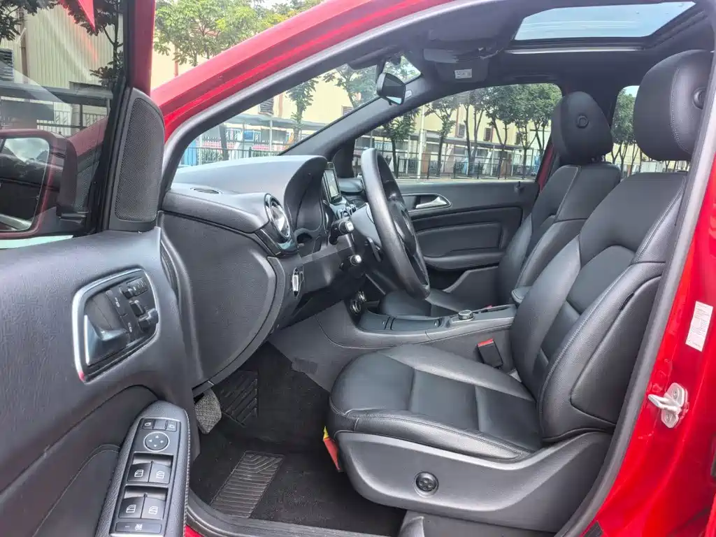 Mercedes-Benz B-Class — миниатюра 4