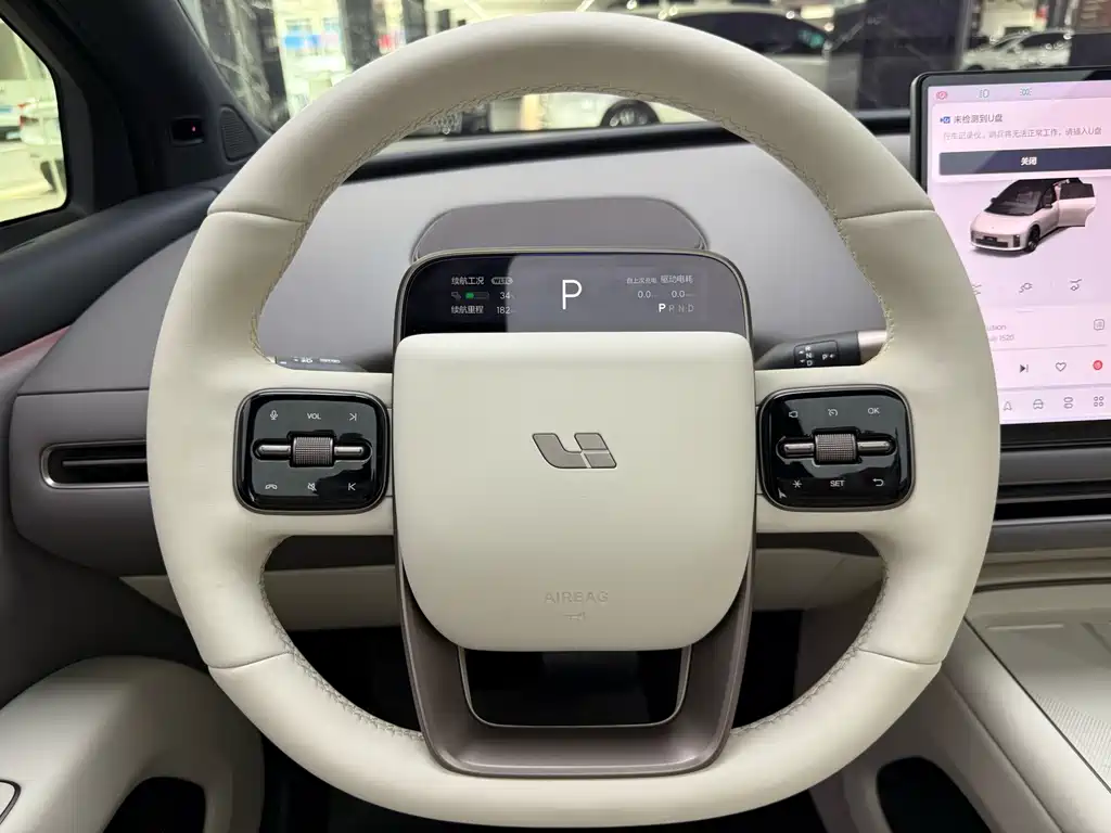 Li Auto Идеальный i6 — миниатюра 15