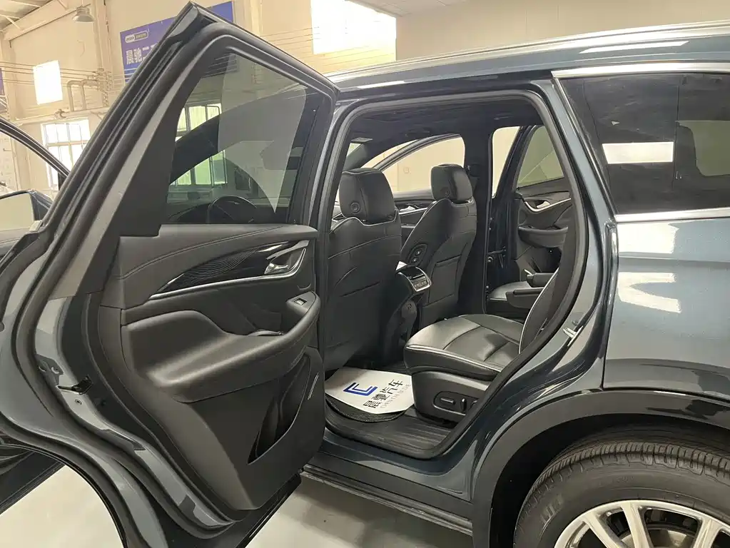 Buick Enclave — миниатюра 9