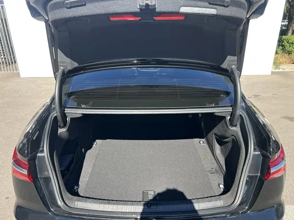 Audi A6L — миниатюра 14