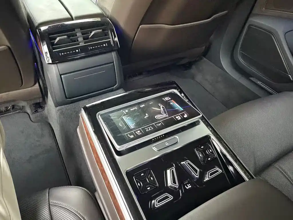 Audi A8 — миниатюра 15