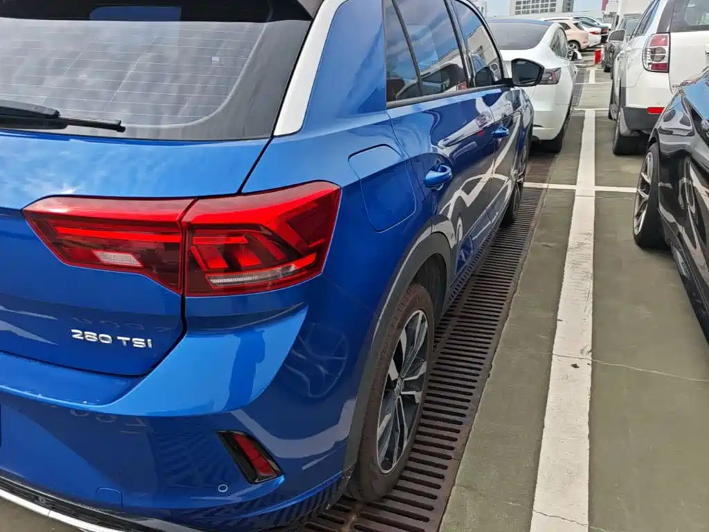 Volkswagen T-Roc — миниатюра 8