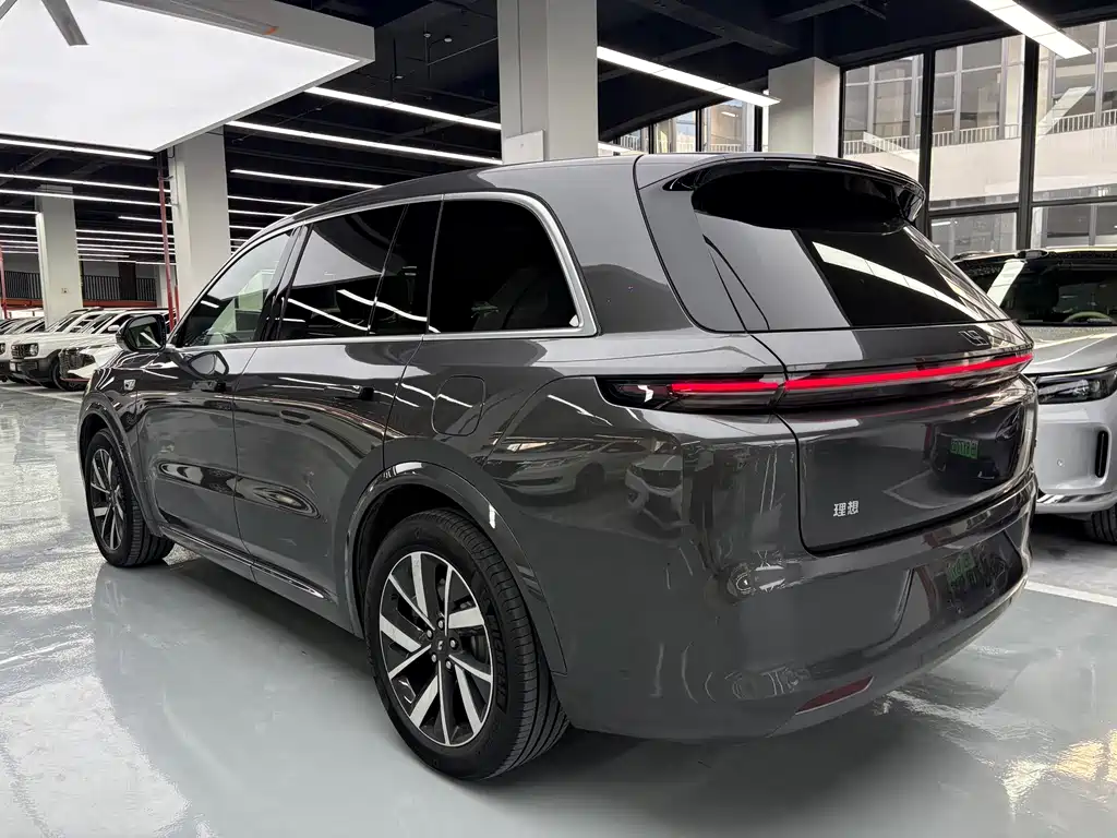 Li Auto Li L8 — миниатюра 19