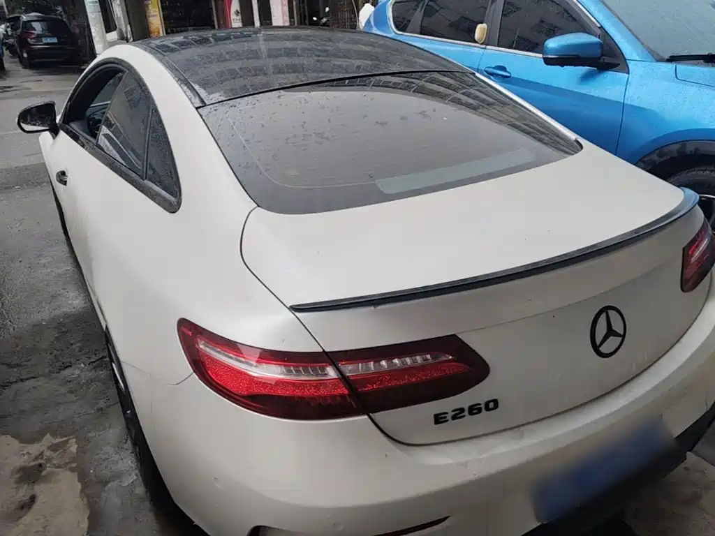 Mercedes-Benz E-Class (Import) — миниатюра 5