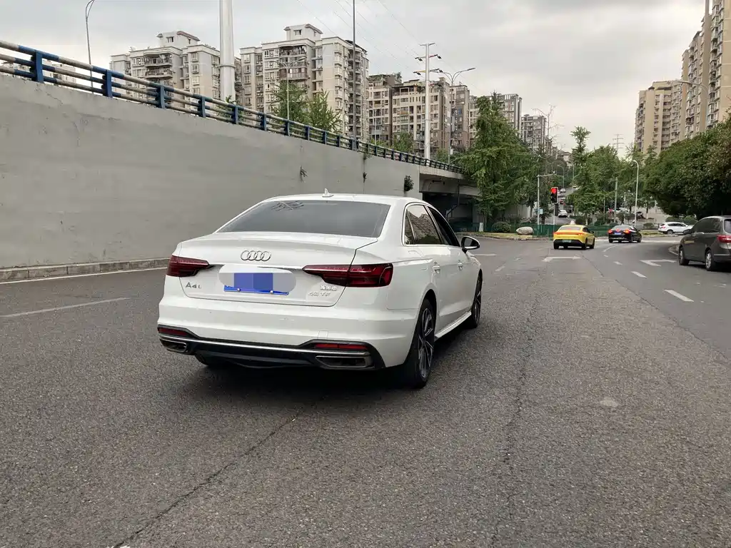 Audi A4L — миниатюра 11
