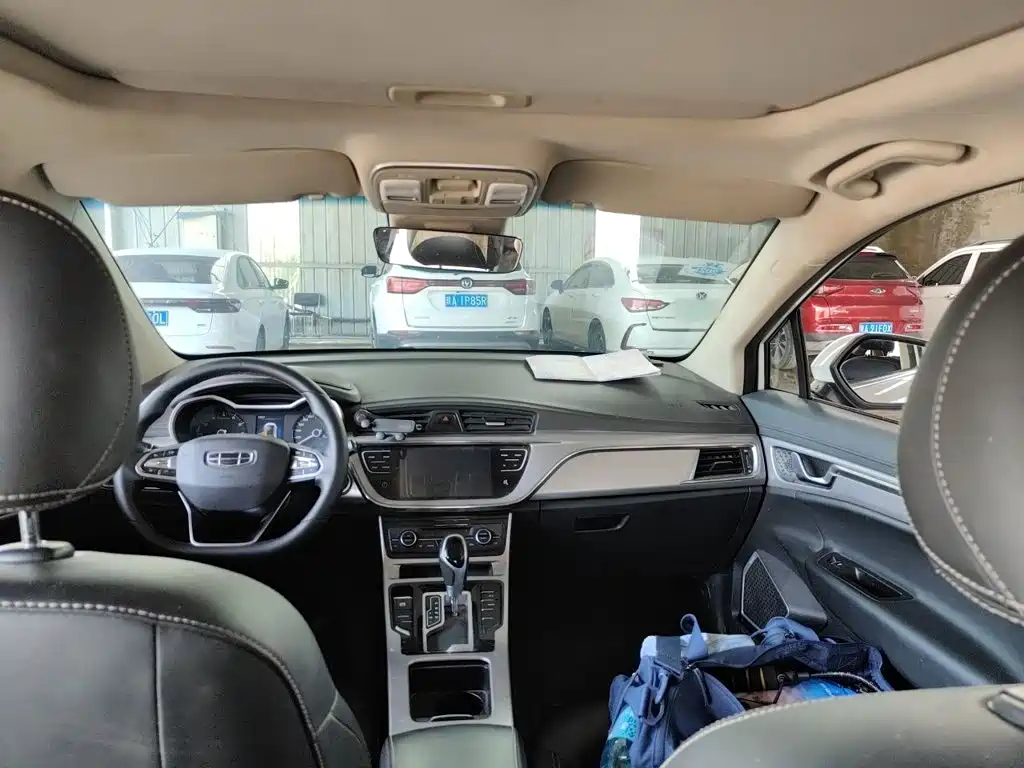 Geely Emgrand GS — миниатюра 9