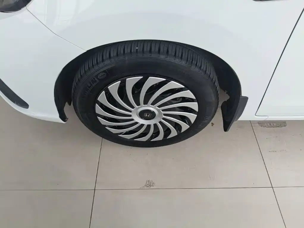 Honda Fit — миниатюра 23