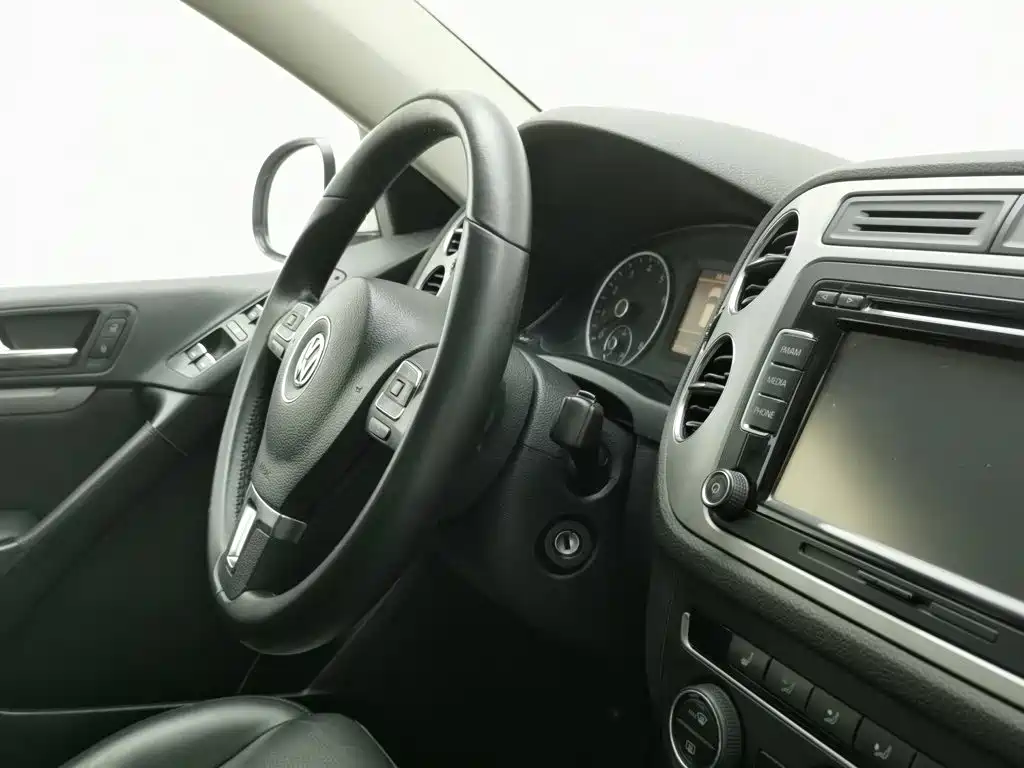 Volkswagen Tiguan — миниатюра 22