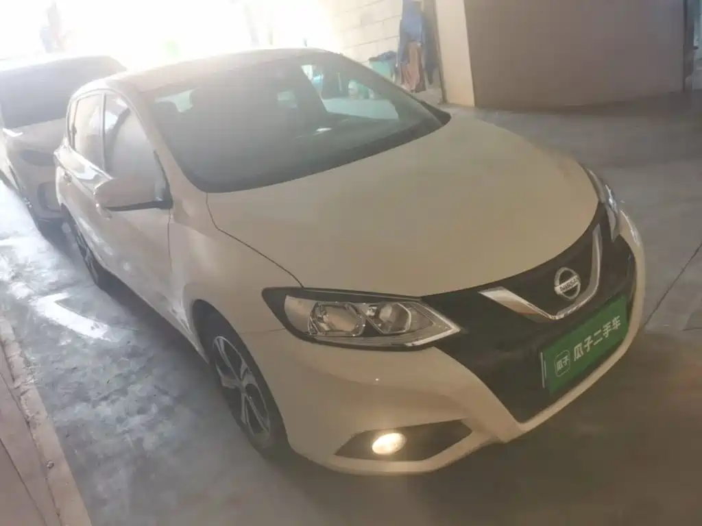 Nissan Tiida — миниатюра 4