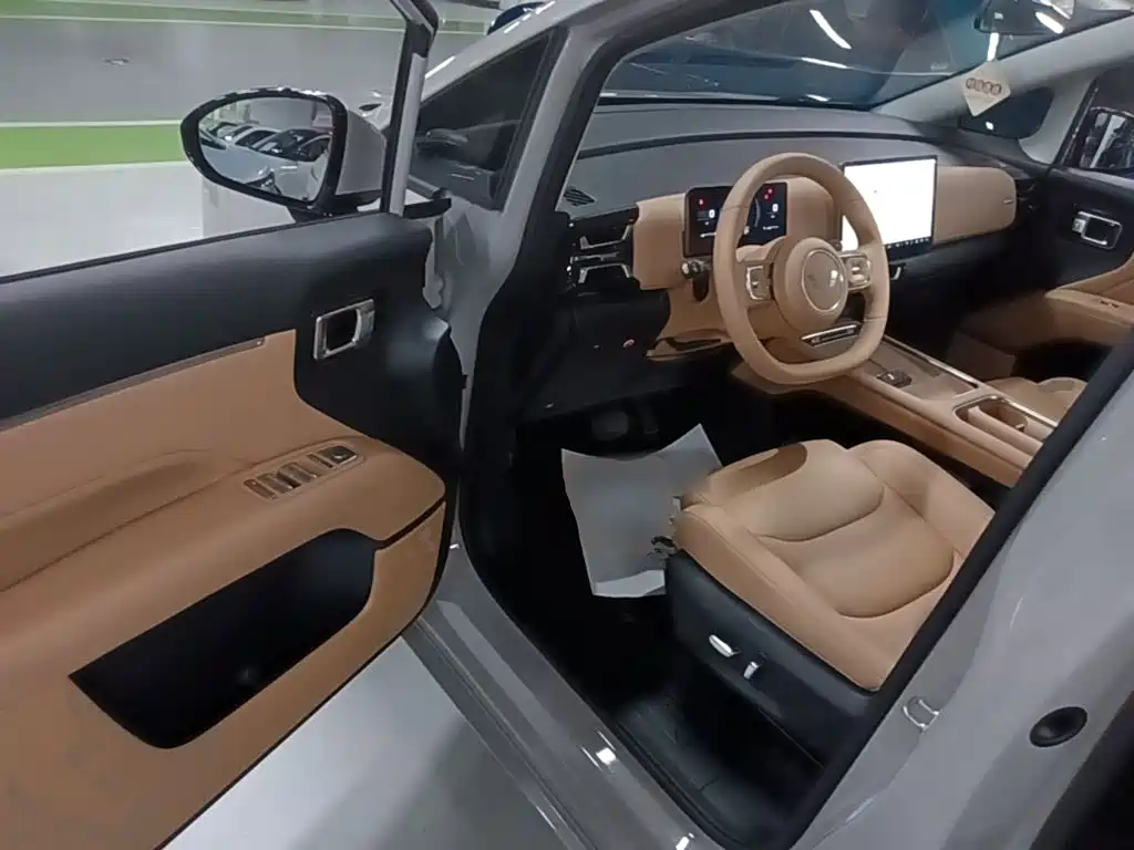Wuling Xingguang 730 New Energy — миниатюра 16