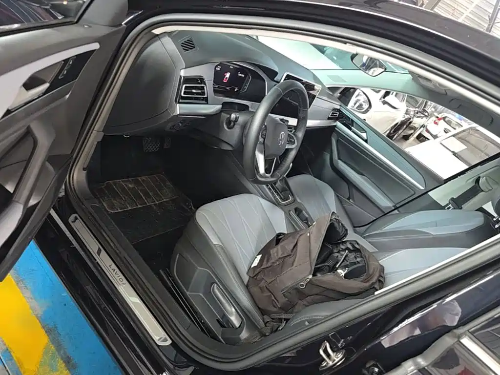 Volkswagen Lavida — миниатюра 16