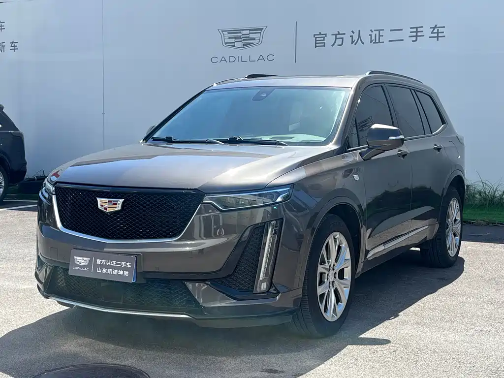 Купить Cadillac XT6