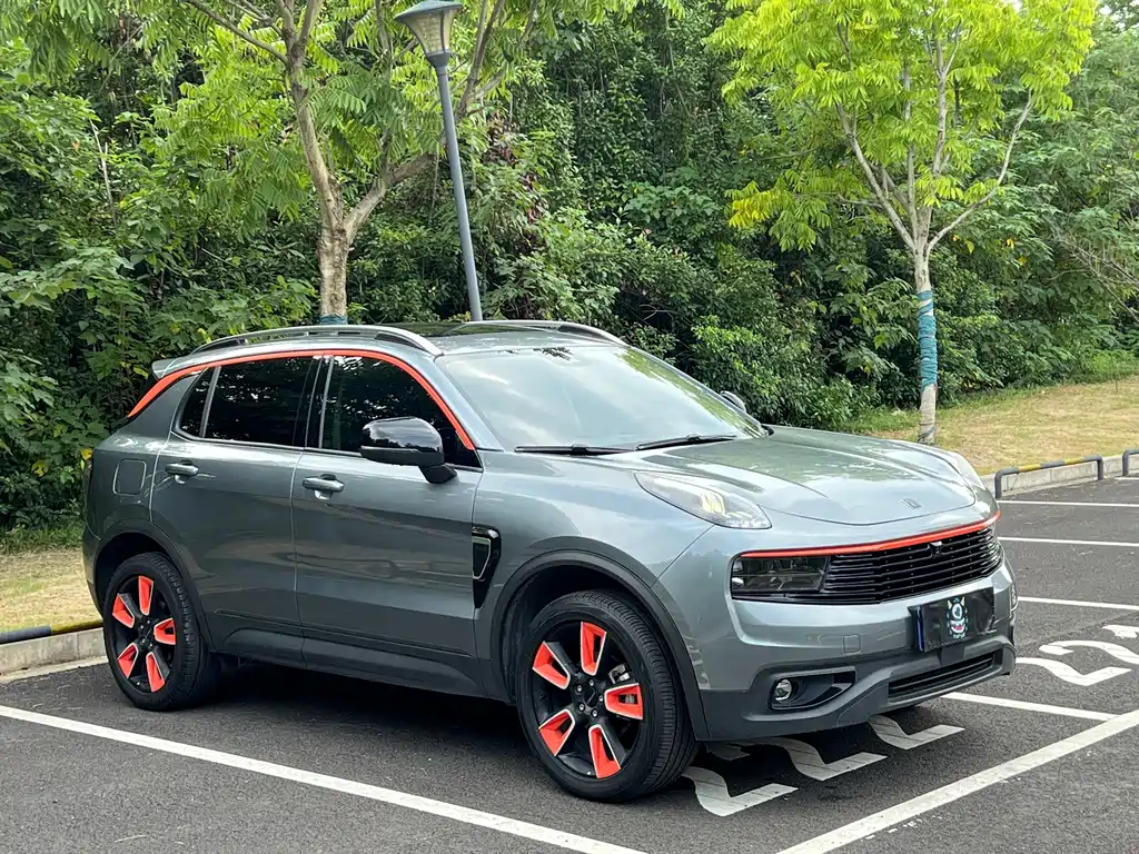 Lynk & Co 01 — миниатюра 3