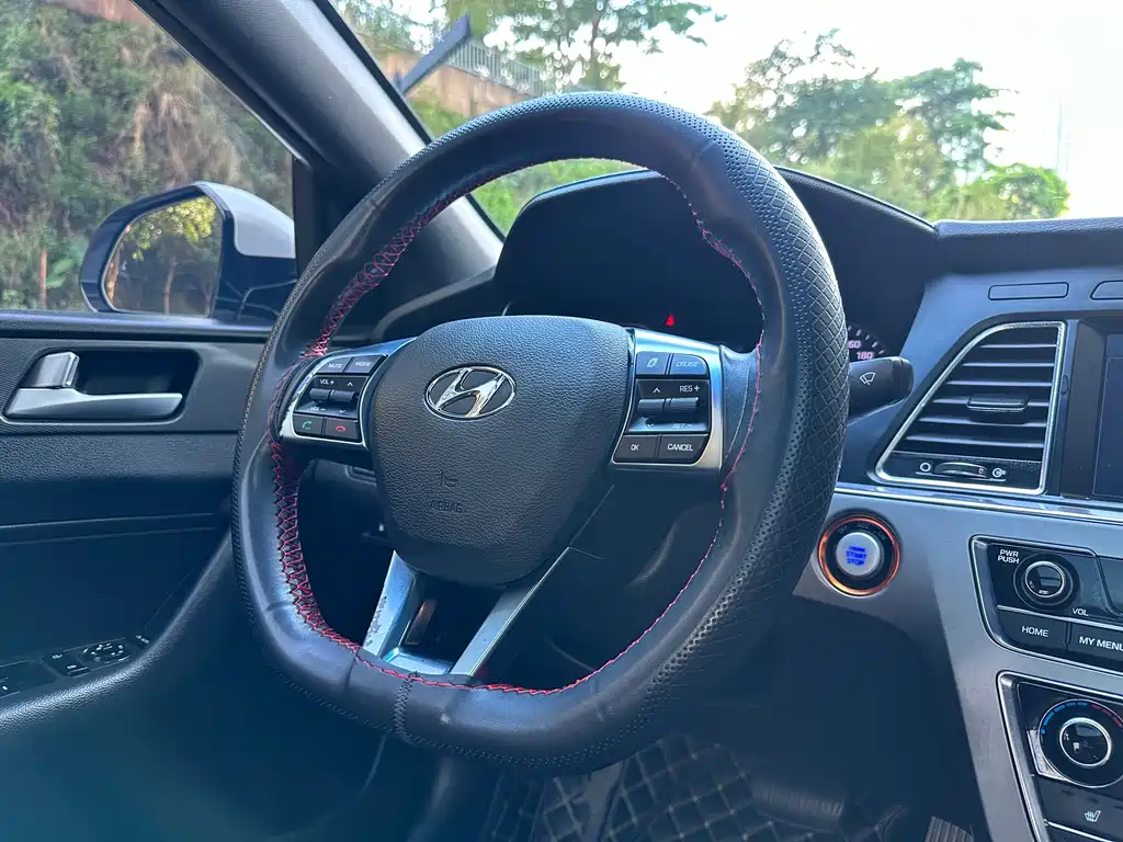 Hyundai Sonata — миниатюра 18