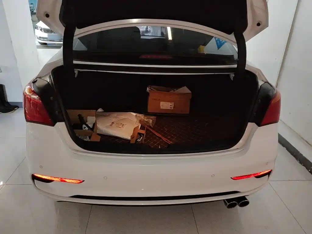 Hyundai Mistra — миниатюра 19