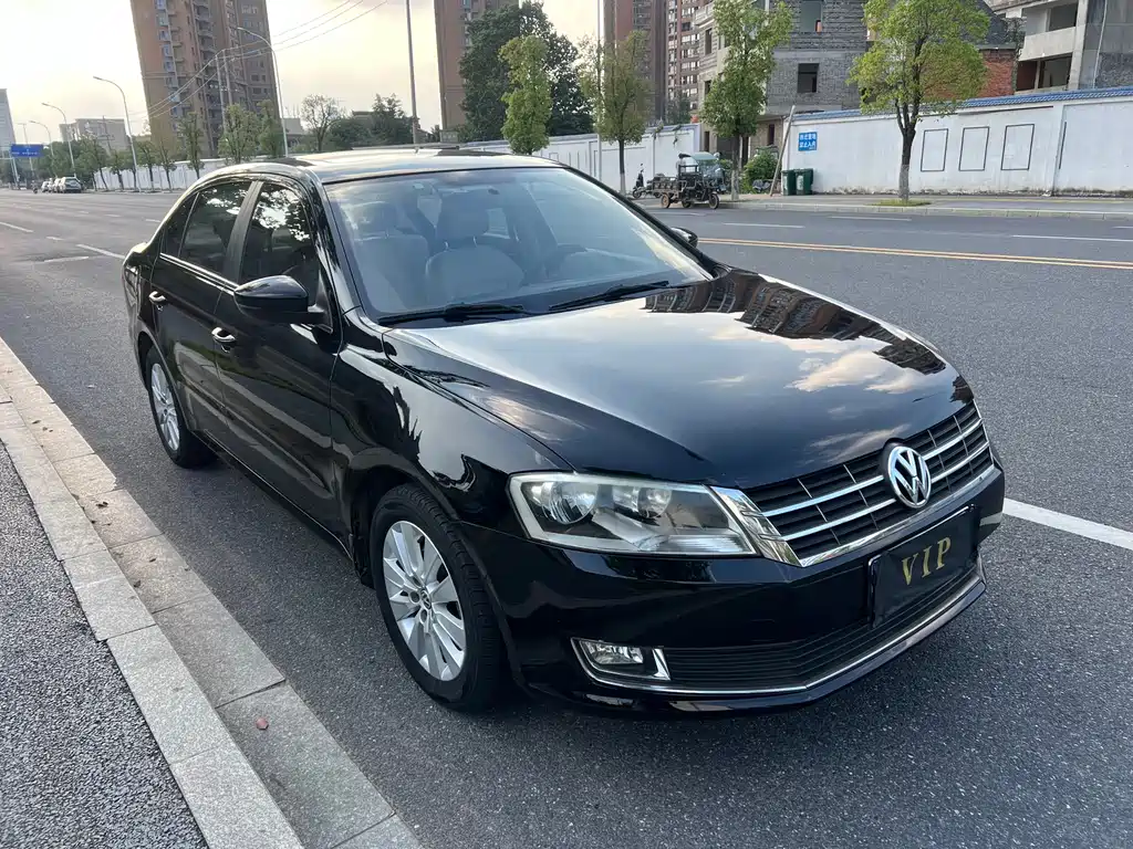 Volkswagen Lavida — миниатюра 3