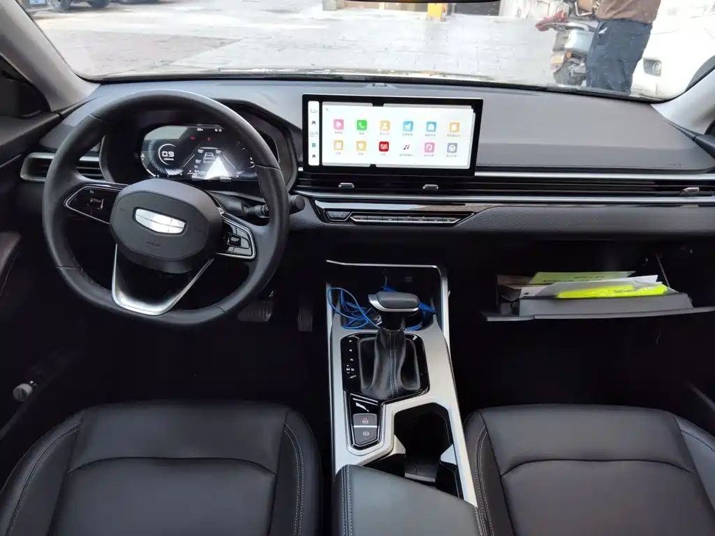 Geely Emgrand — миниатюра 5