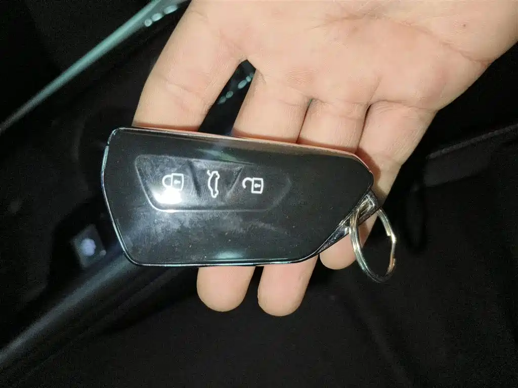 Volkswagen Passat 2025 Pro 380TSI