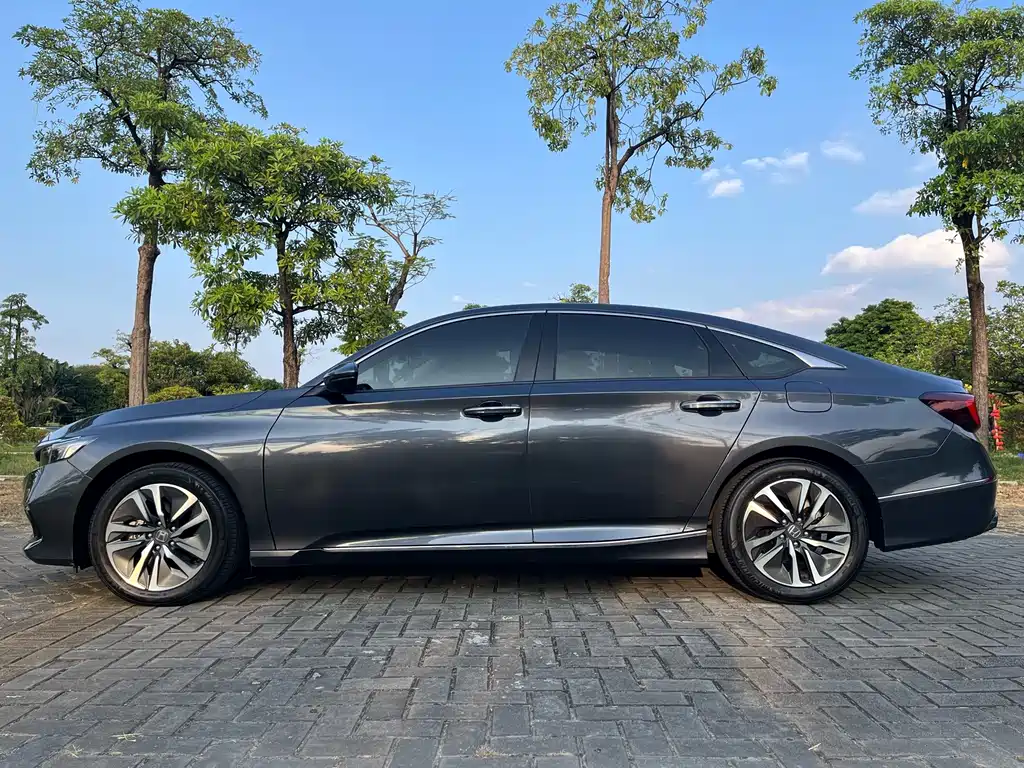 Honda Accord — миниатюра 15