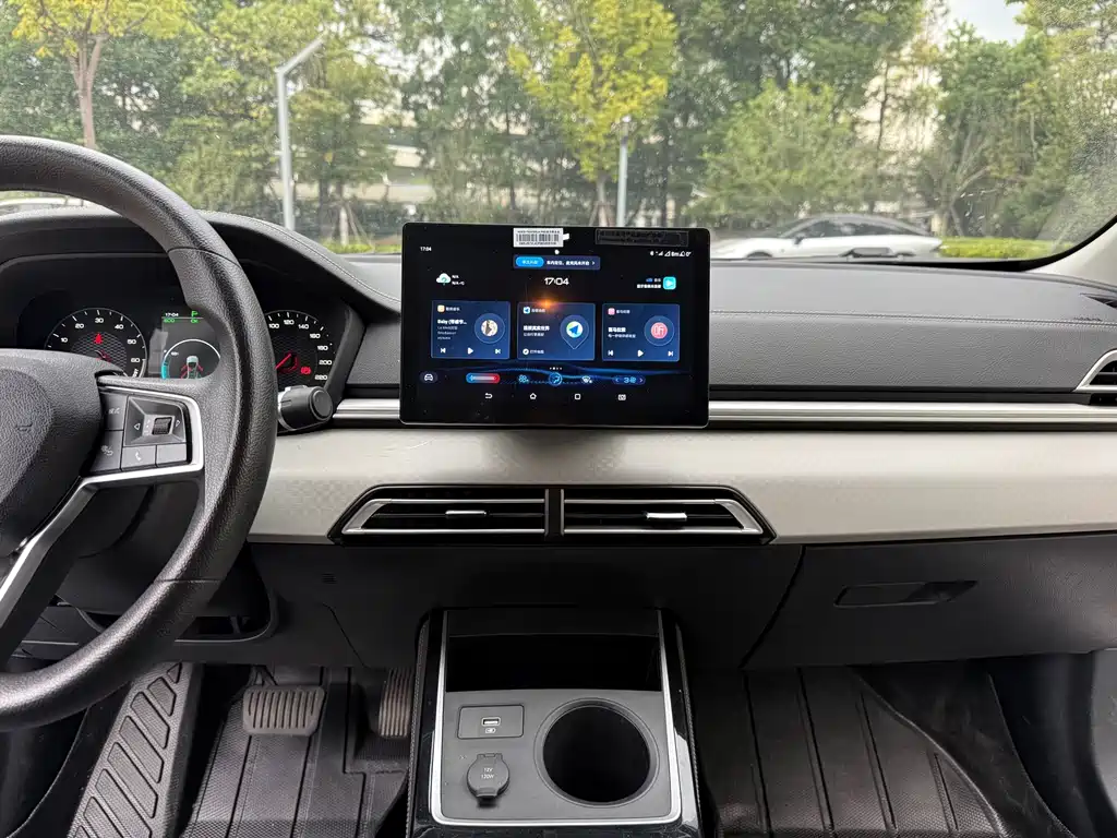 BYD Qin NEV — миниатюра 12