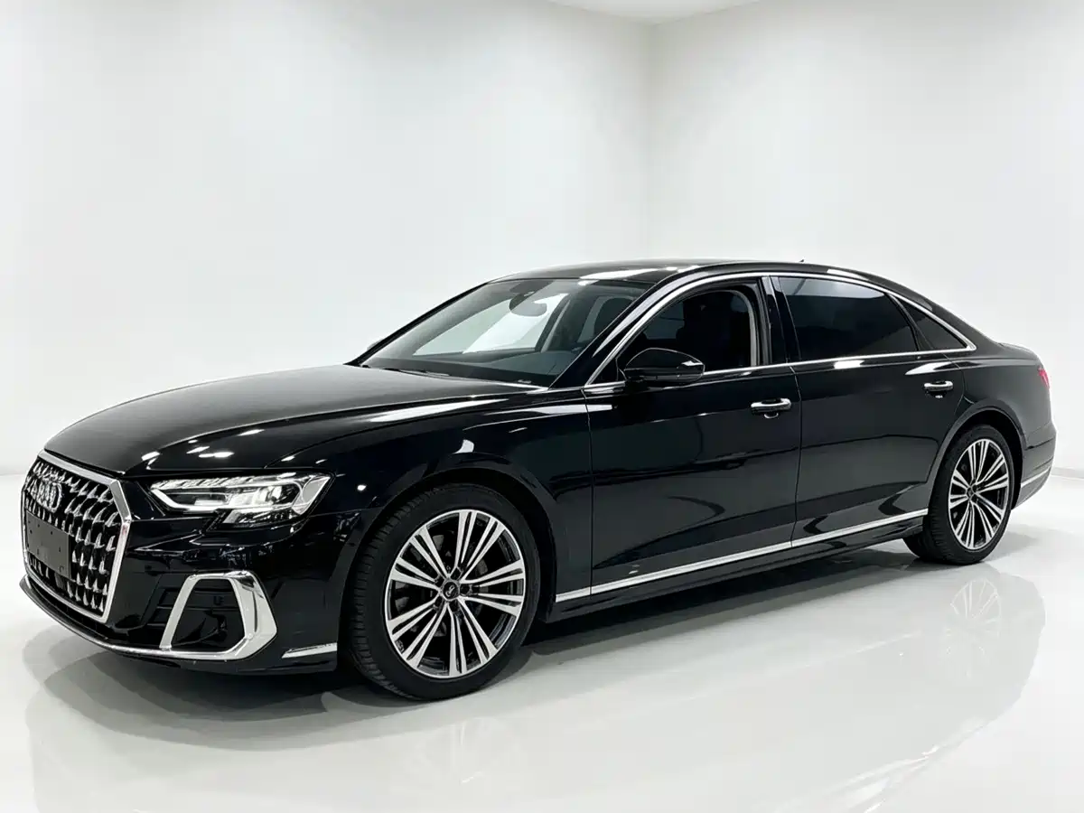 奥迪A8 2023款 A8L 50 TFSI quattro 臻选型 2024