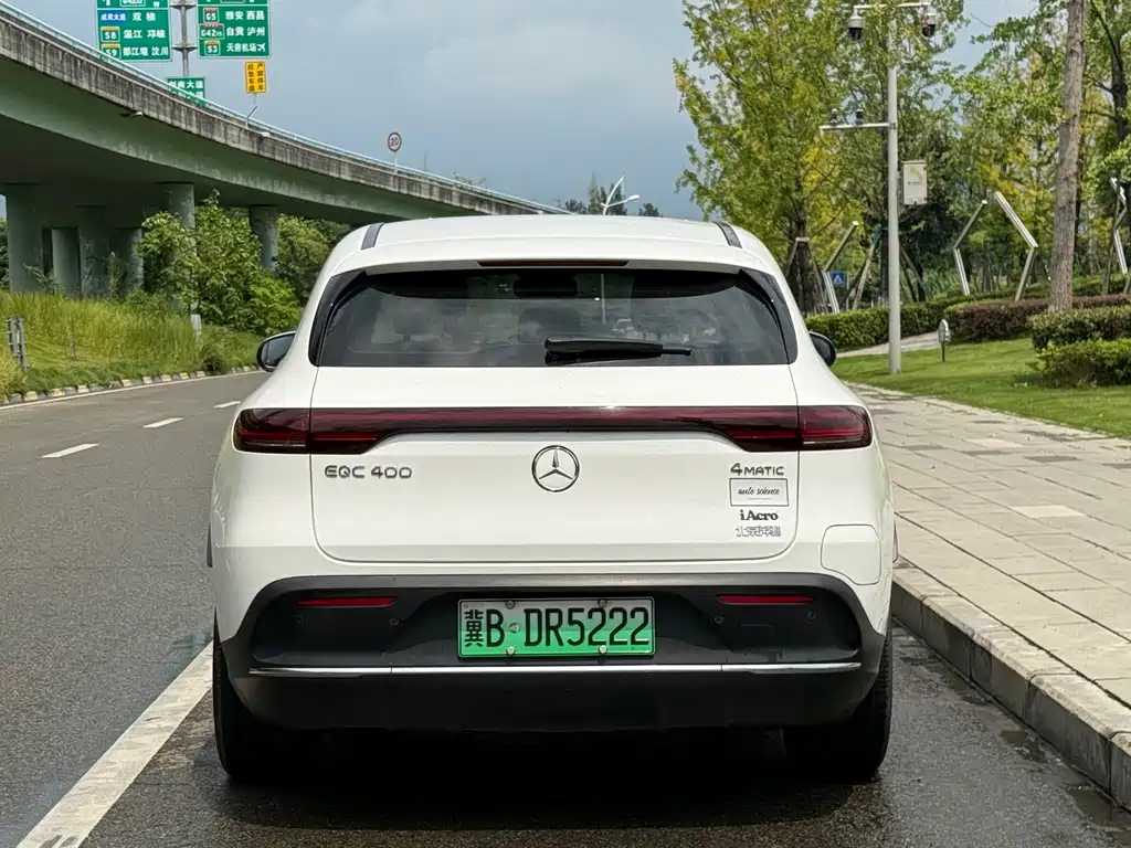 Mercedes-Benz EQC — миниатюра 14