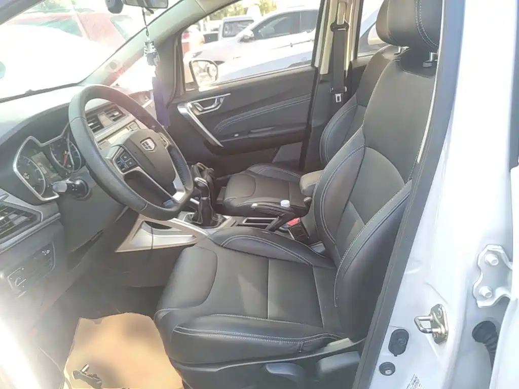 Geely Vision X3 — миниатюра 15
