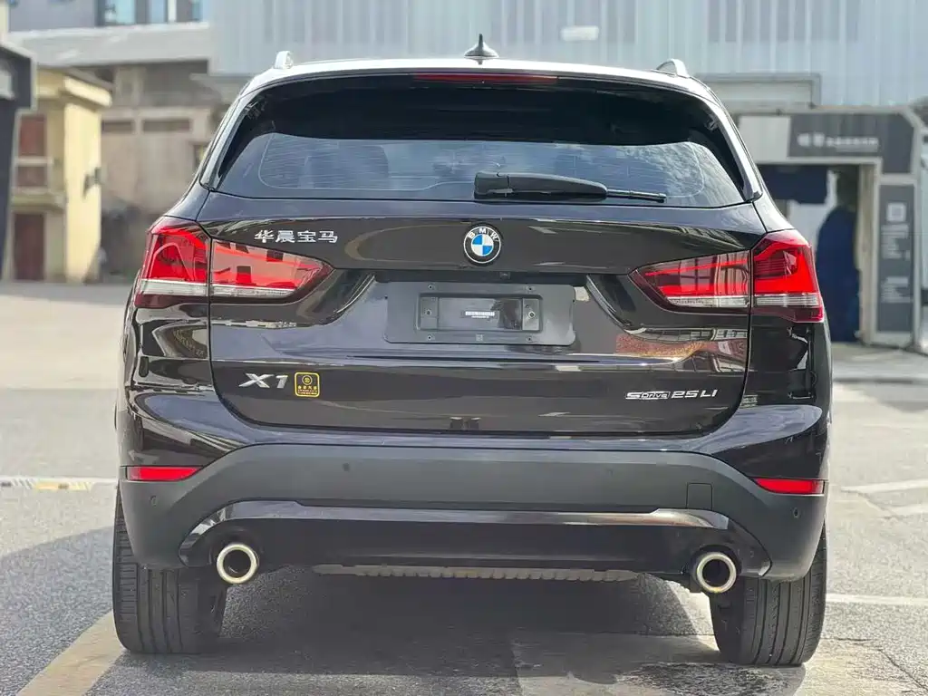 BMW X1 — миниатюра 8