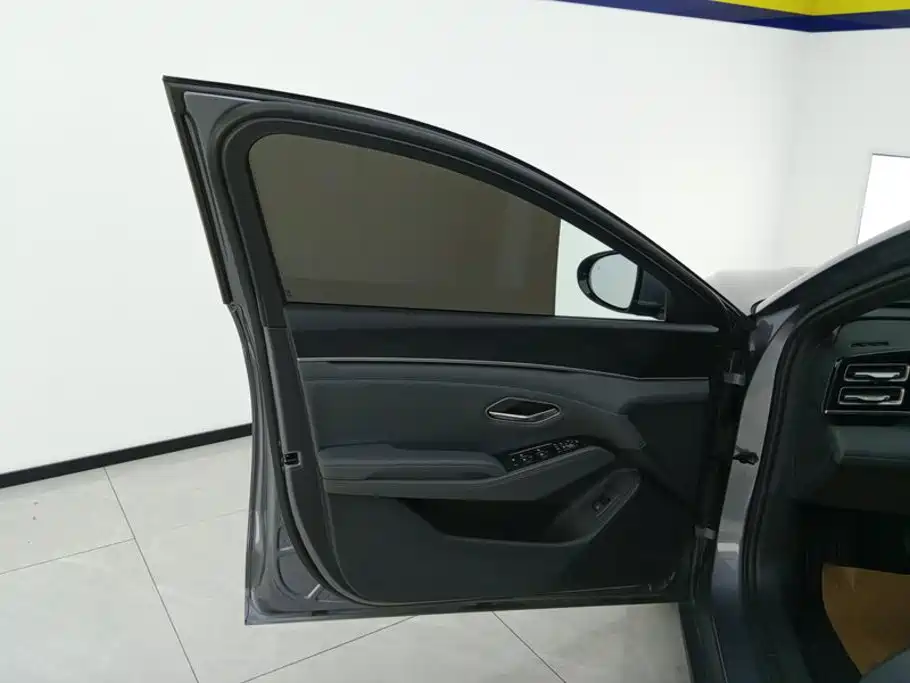 BYD Qin L — миниатюра 7